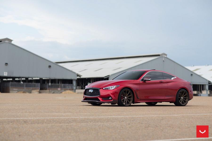  Infiniti Q60 2.0t on Vossen Wheels (VFS10) 2017 года  (фото 13 из 42)